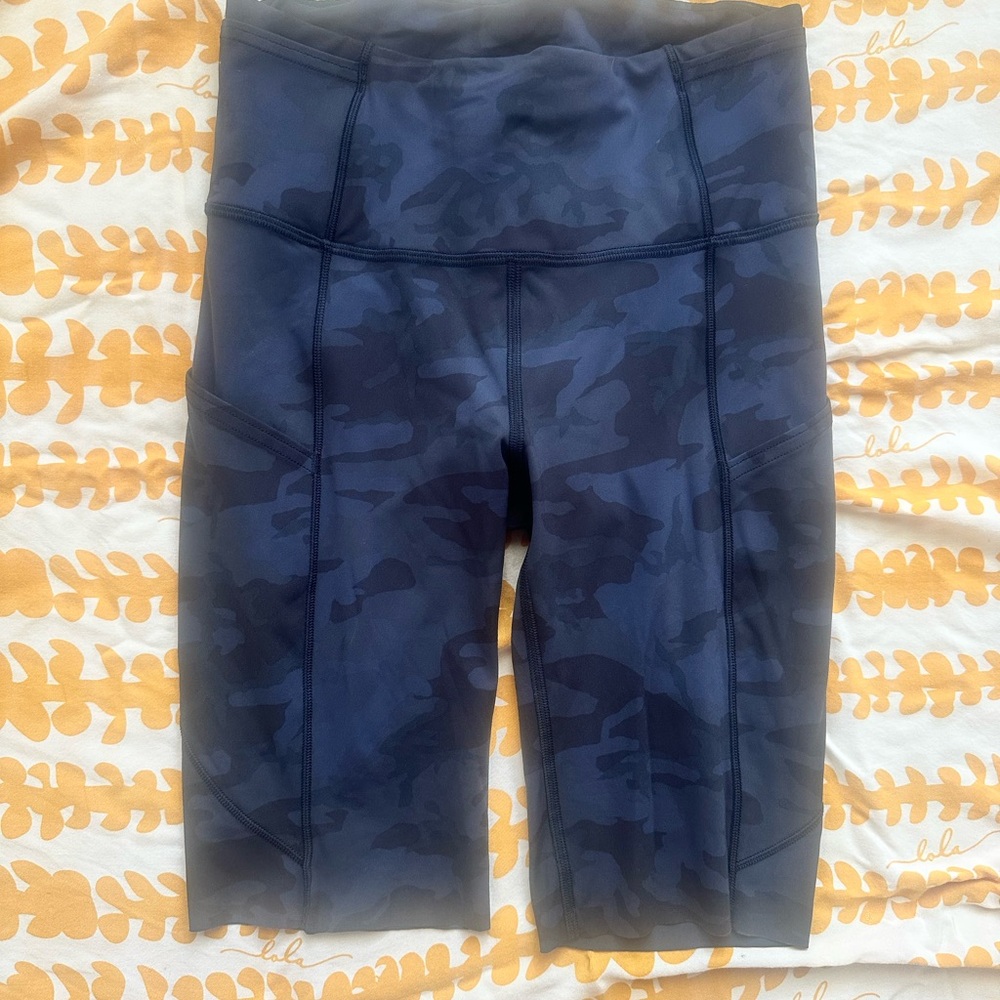 lululemon athletica Navy Camouflage Bike Shorts